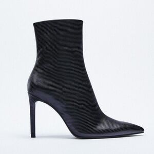 Zara brand new ankle boots